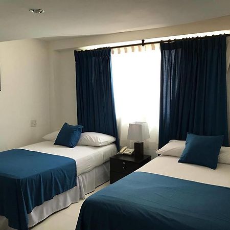 Az Hotel And Suites Kota Panama Bagian luar foto