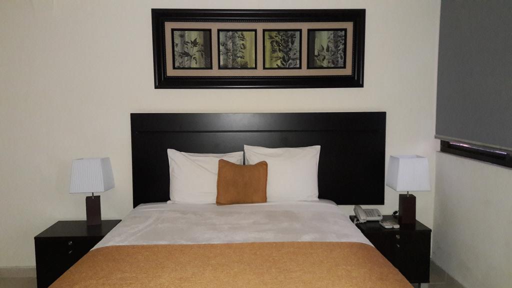 Az Hotel And Suites Kota Panama Bagian luar foto