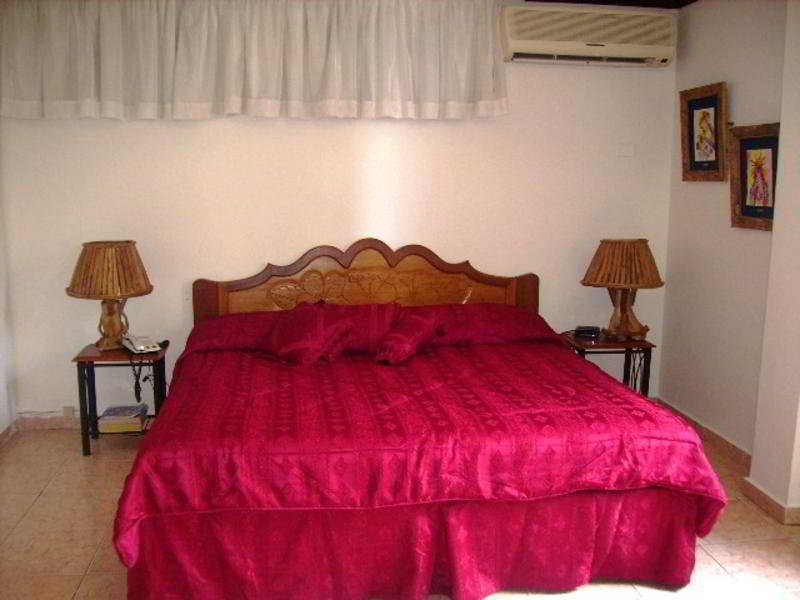 Az Hotel And Suites Kota Panama Bagian luar foto