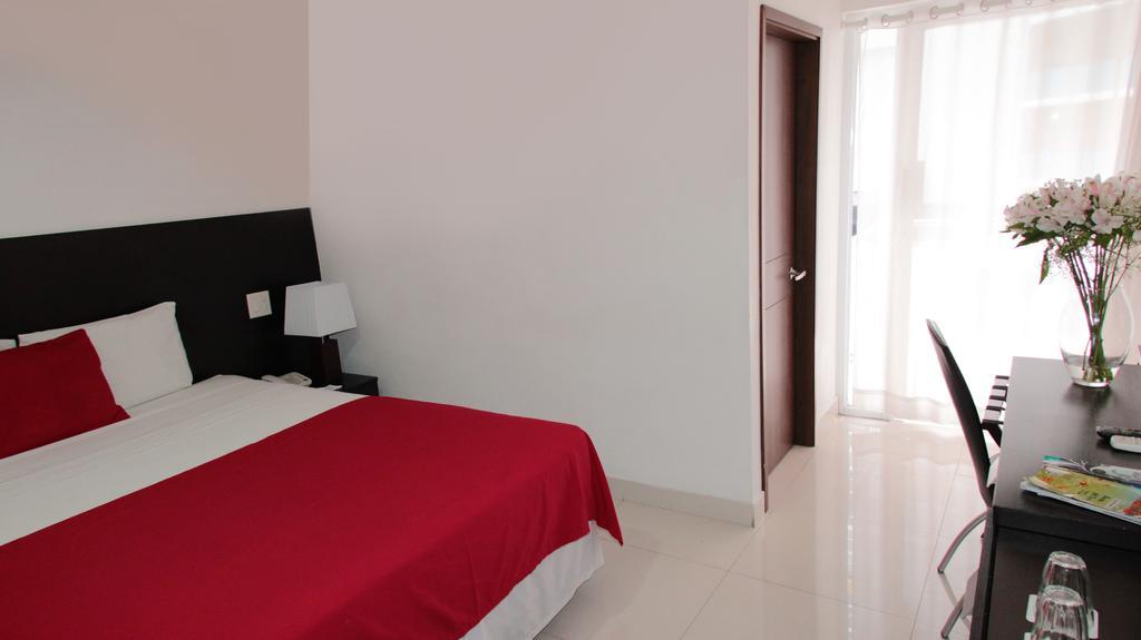 Az Hotel And Suites Kota Panama Bagian luar foto