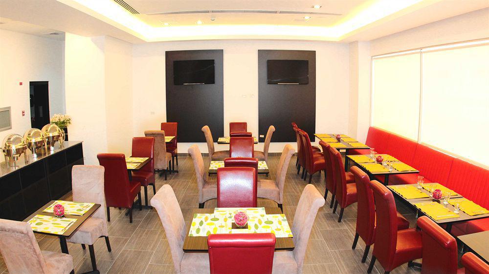 Az Hotel And Suites Kota Panama Bagian luar foto
